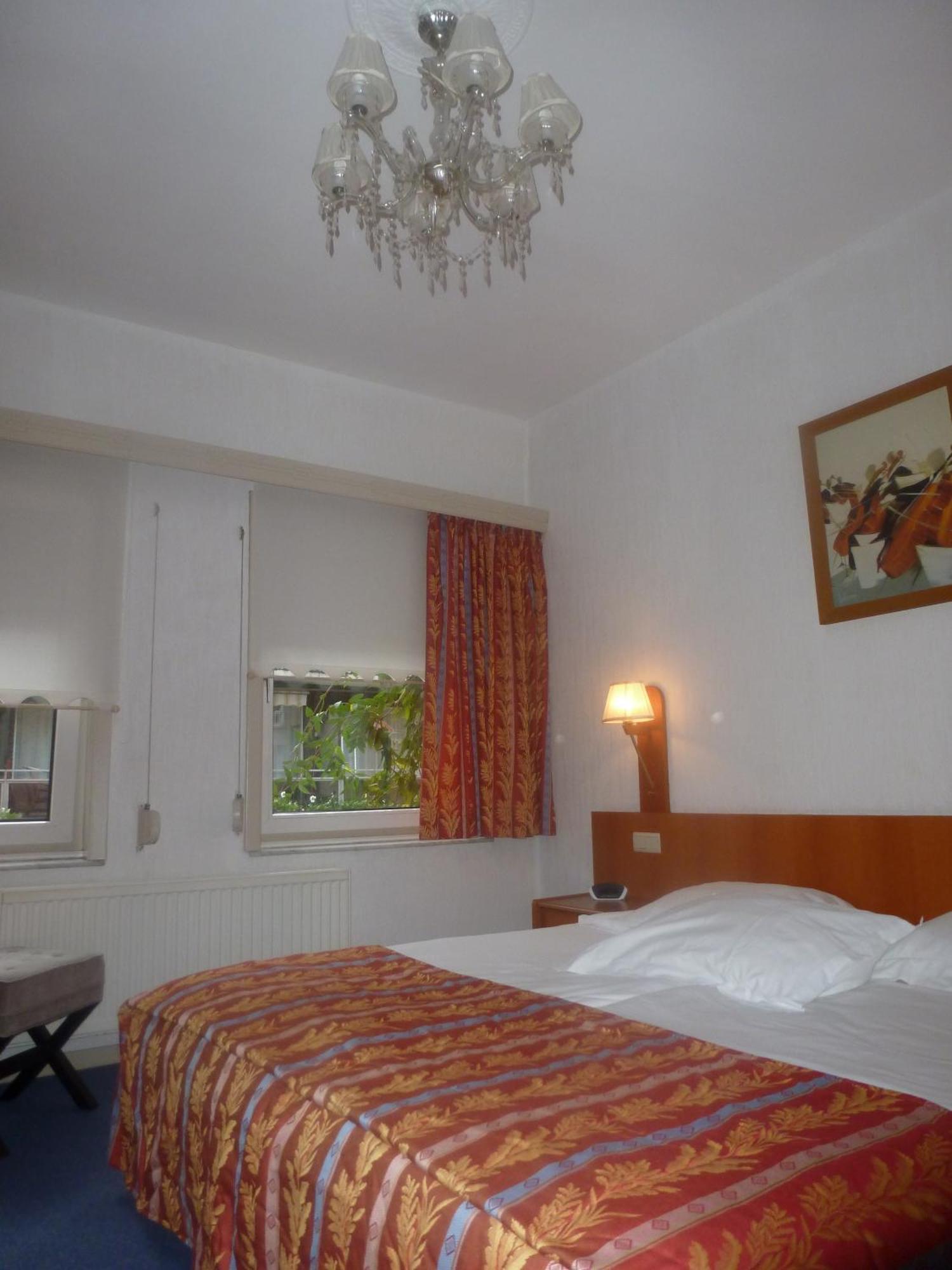 גנק Hotel 'T Hert מראה חיצוני תמונה