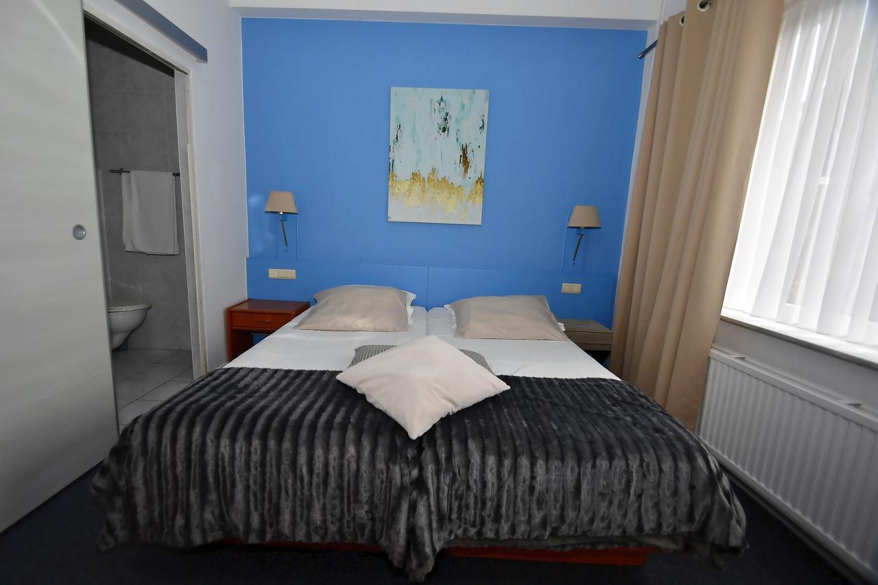 גנק Hotel 'T Hert מראה חיצוני תמונה