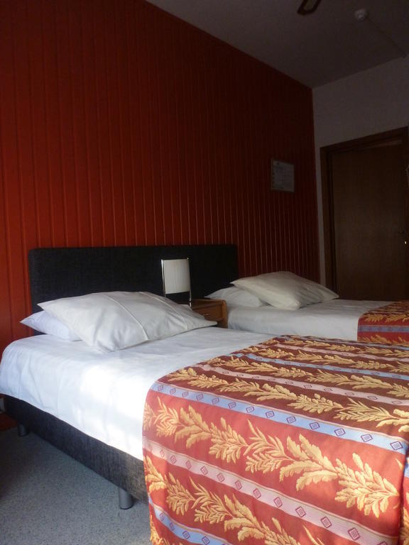 גנק Hotel 'T Hert מראה חיצוני תמונה